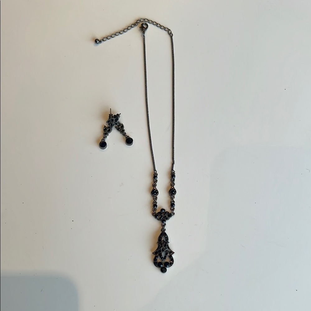 Elegant Black Jewelry Set